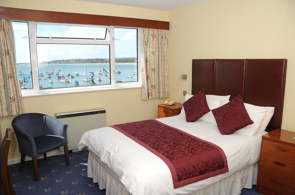 Dolphin Hotel Gorey Exteriör bild