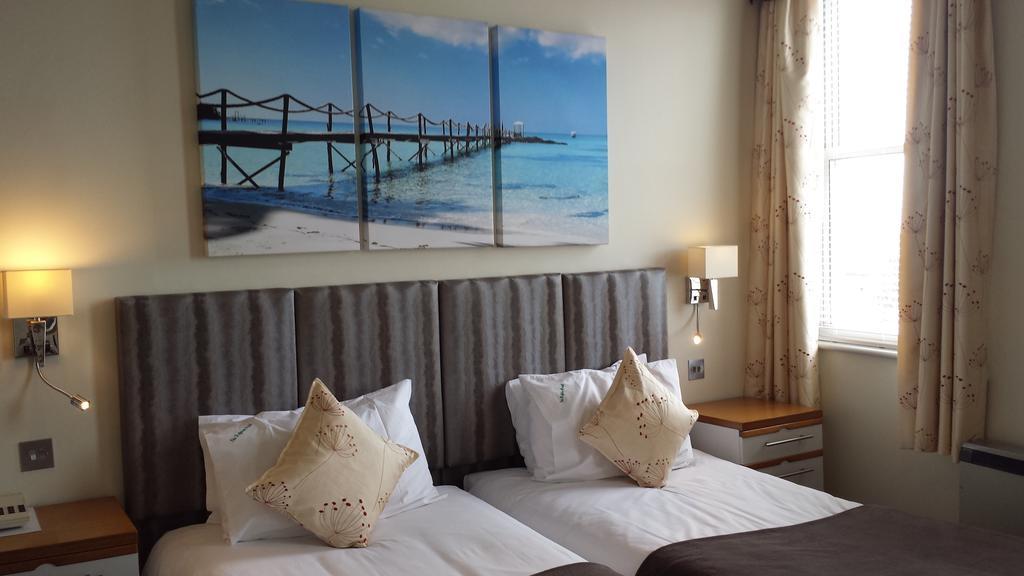 Dolphin Hotel Gorey Rum bild